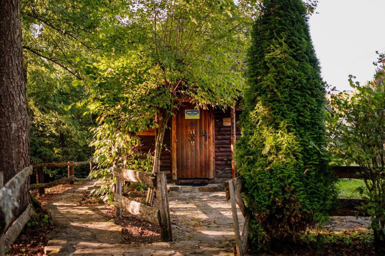 Kraljevsko Selo Kotromanicevo Hotel Doboj Exterior photo